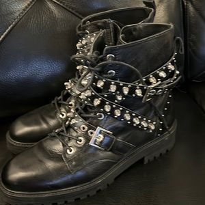 Almost new zara boots